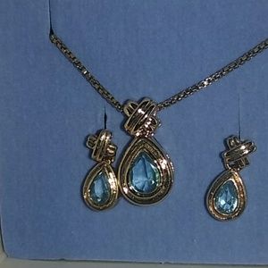 TEARDROP BLUE TOPAZ COLOR NECKLACE & EARRING SET